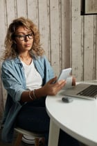 woman on accessing her online pharmacy